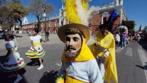 Carnaval infantil llena de color y tradición el corazón de Tlaxcala