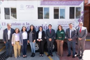 Dan banderazo de inicio de actividades de la Unidad Móvil del CEMASC en Lázaro Cárdenas